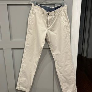 Vineyard Vines khaki breaker pants- excellent condition
